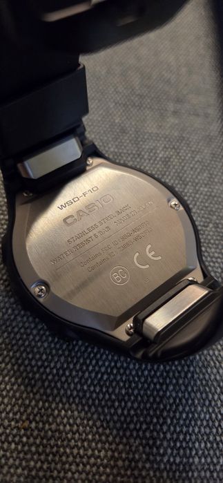 Casio WSD F10 ProTrek