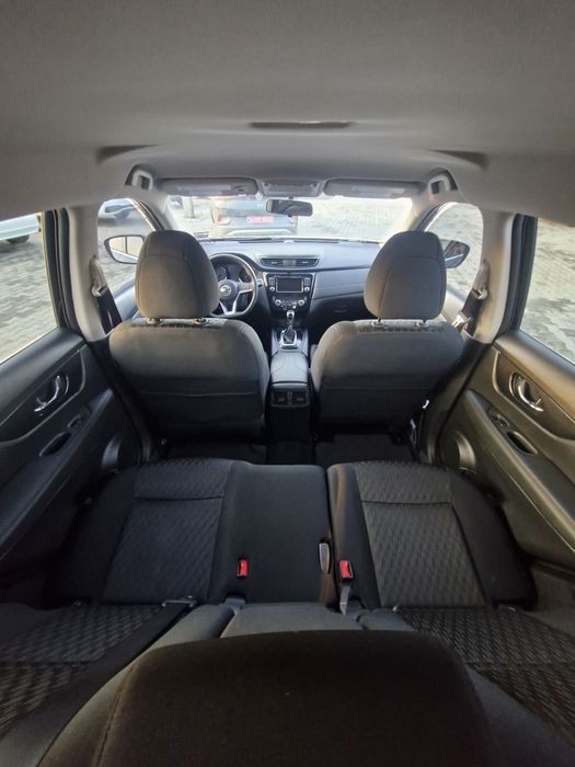 Nissan Rogue SV 4×4