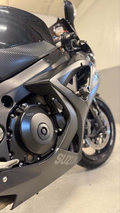 Suzuki Gsxr 1000 k8