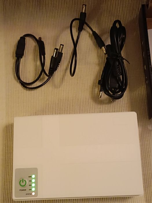 ДБЖ (UPS) для роутера 36W DC1036P. Стан нового,.