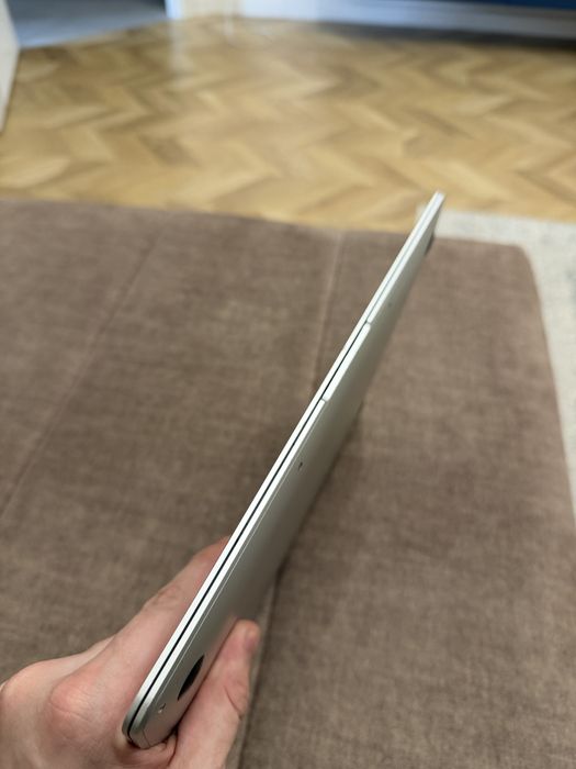 MacBook Air 13 2018/2019 i5 1.6-3.4GHz /8 GB /128 Gb 95% АКБ!