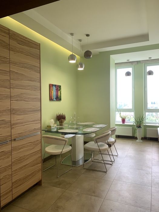 Оренда 4к квартири 128м2, Печерськ, метро Звіринецька, Либідська. Паркінг, резервне живлення