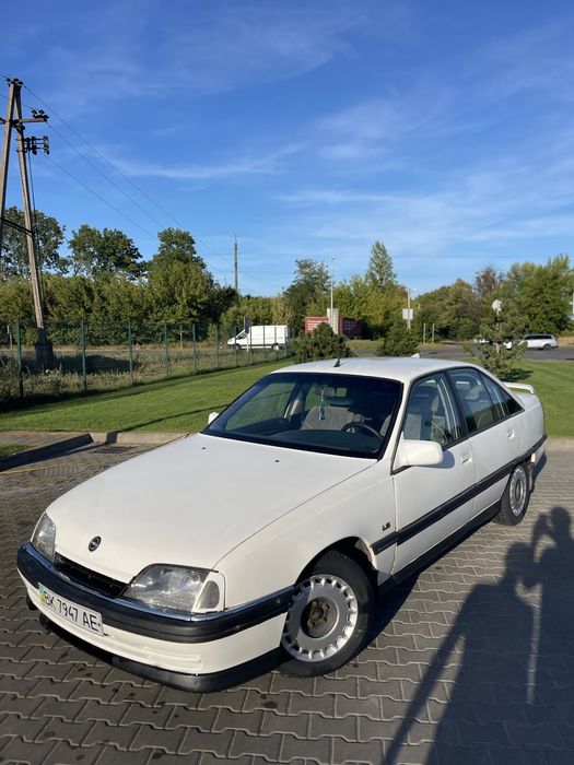Продам Opel omega 3000