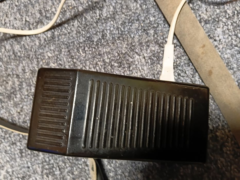 Швейная машинка электрическая "Чайка 142 М"