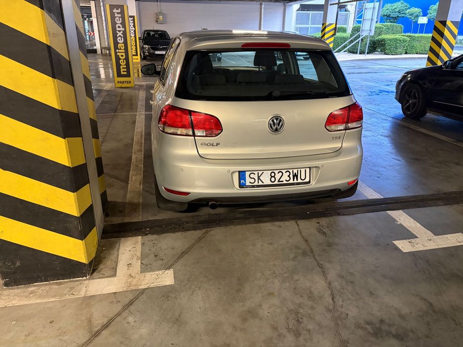 Volkswagen Golf GOLF VI 2011 srebrny