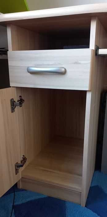 Biurko młodzieżowe