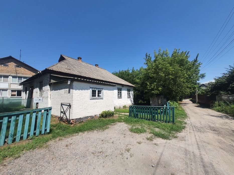 Бее% Комерційне Приміщення 128м2, вул. Дніпровська набер. с. Кийлів