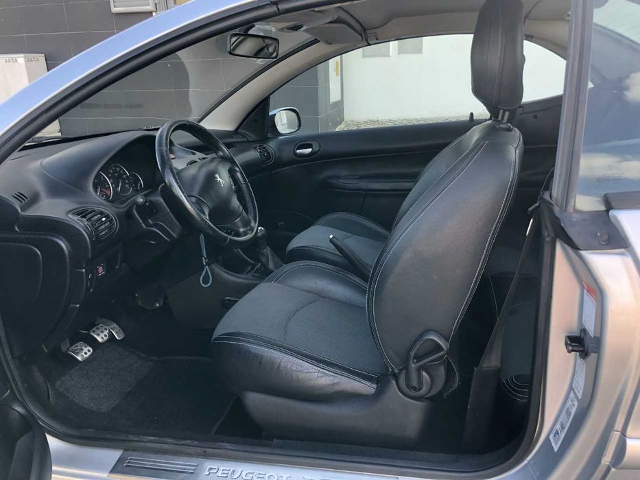 Peugeot 206cc 2004