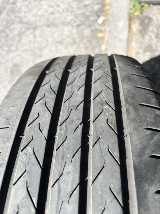 215/60/17 Continental 2 pneus
