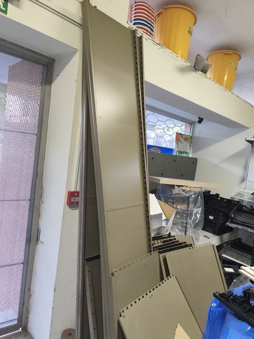 Prateleiras 2.40x2.90x0.35