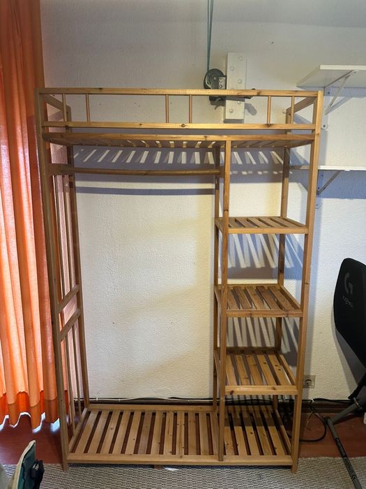 Roupeiro / estante aberta em madeira – bom estado