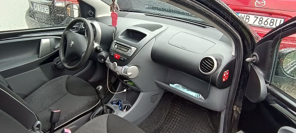 Peugeot 107 Hatchback 3d Facelifting 1.0 12V 68KM