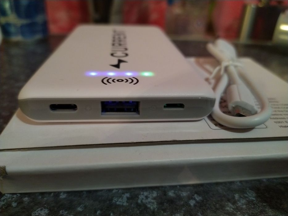 Повербанк powerbank 4000 mA з бездротовою зарядкою