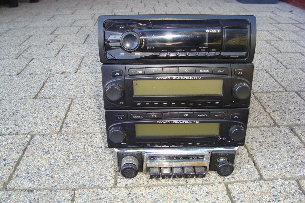 Radio Becker  - Sony.