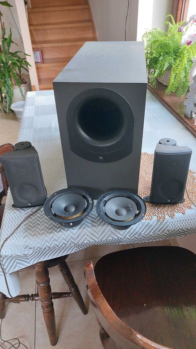 Zestaw głośnikowy 2+1 JBL