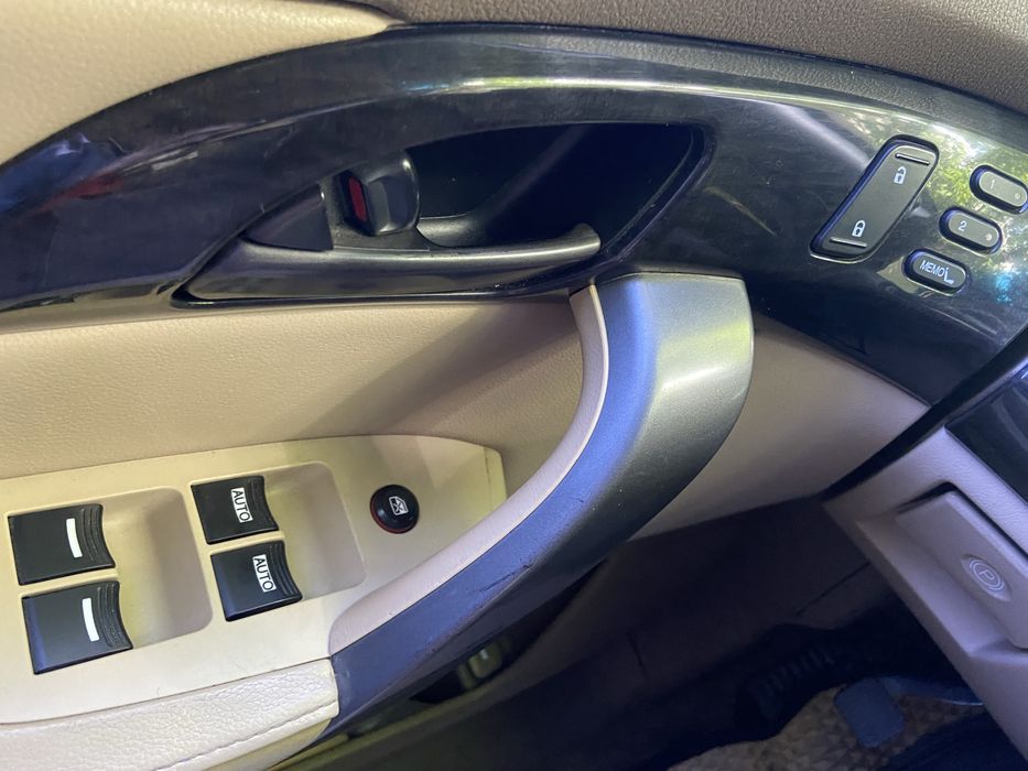 ACURA MDX 2-9900 у.е.