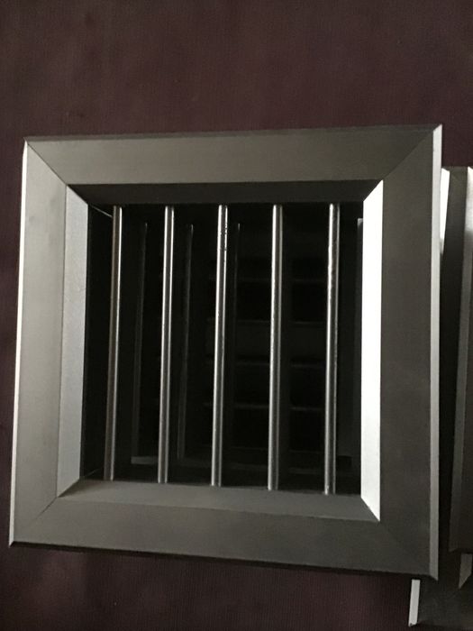 Решітка вентиляційна