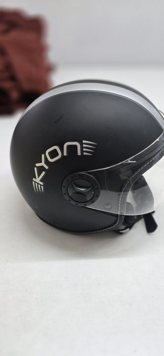 vendo capacete  KYONE
