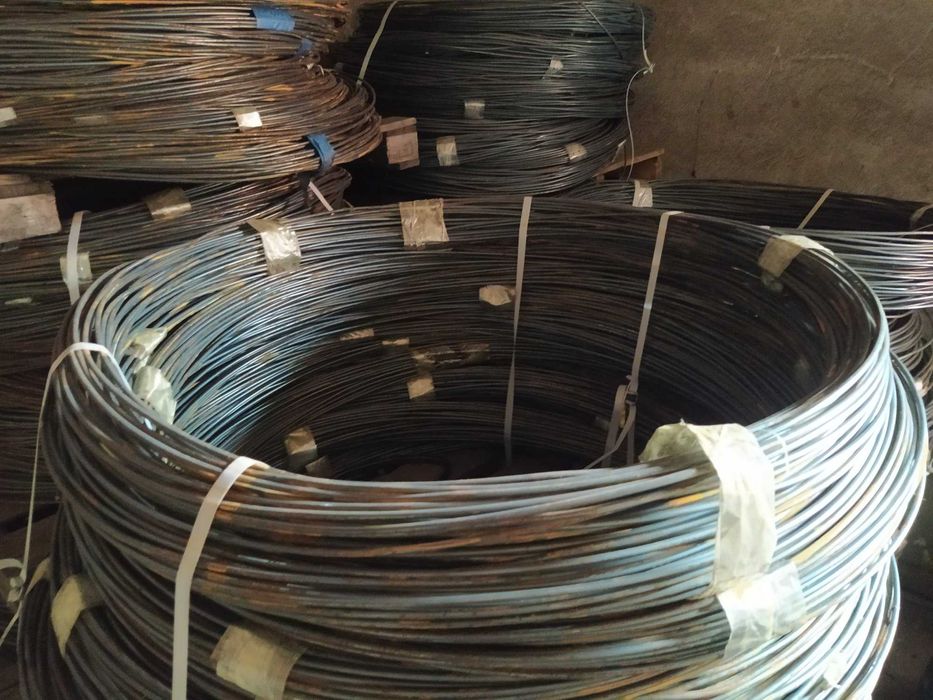 Drut, drut w kręgach zbrojenie