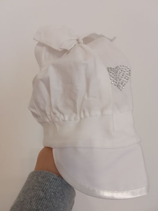 Zestaw czapek i opasek na lato