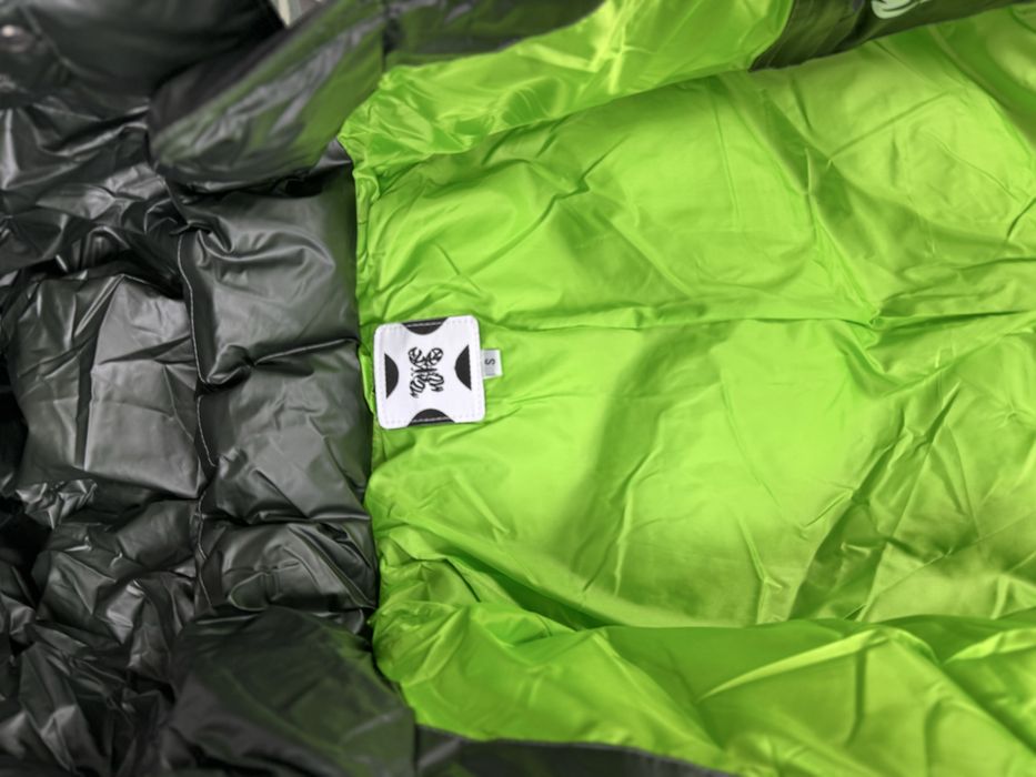 Пуховик куртка Mertra jacket Puffer черна курточка мертра