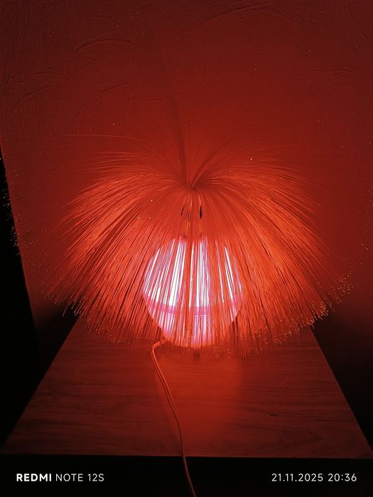 Светильник.Люстра потолочная,б/у.Подвески для люстры.