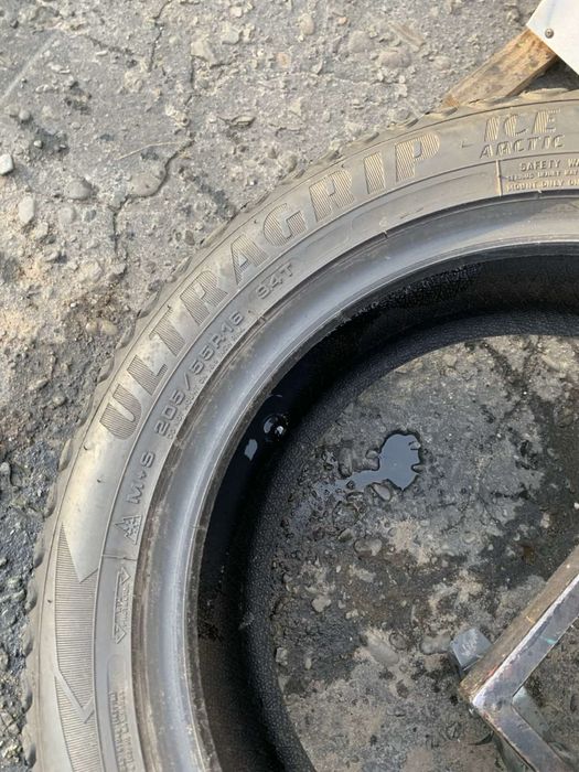 Шини 205/55 R16 пара Goodyear 2019р, 7,8мм зима