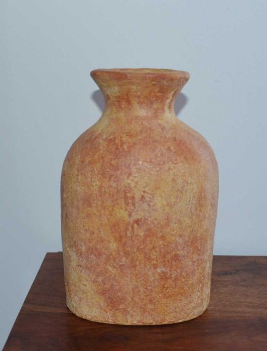 Jarro em terracota com lagarto, feito no México