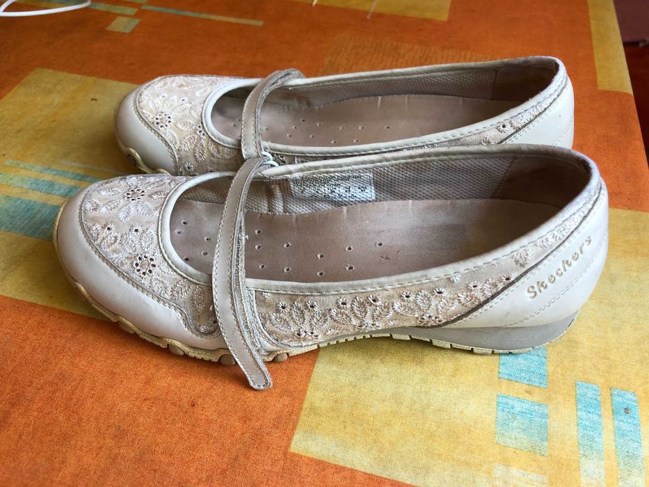 туфли женские 37 размера, искуственная  кожа и ткань, в отличном