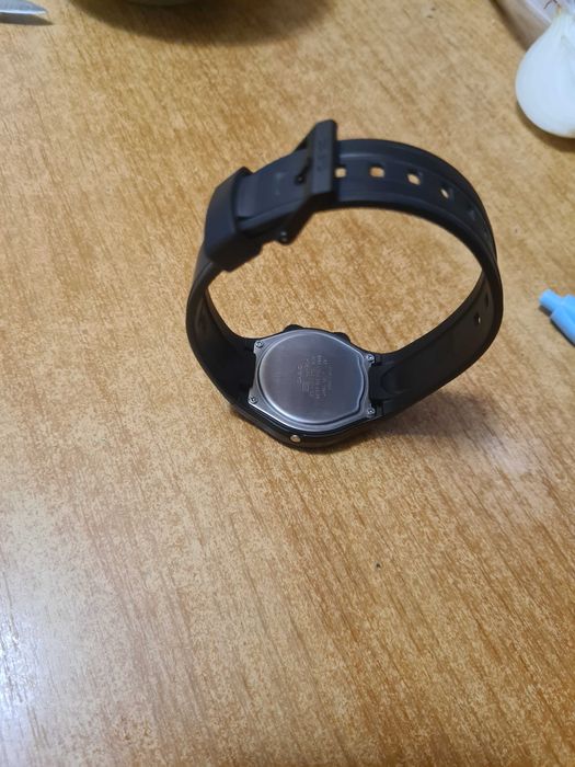 годинник  Casio AW- 90H