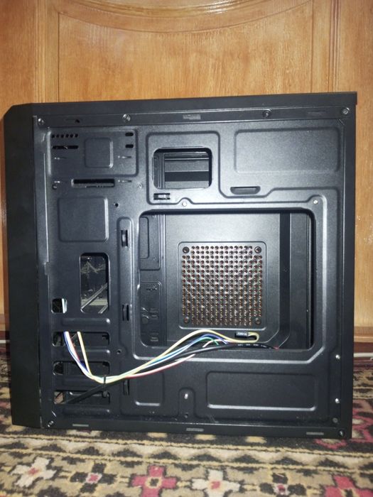 Корпус для ПК QUBE