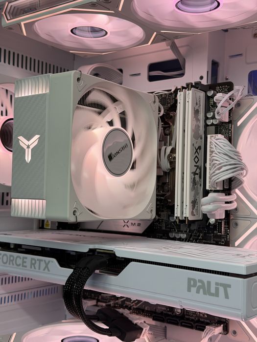 Ігровий ПК Ryzen 5 7500F RTX 5070 12GB | White | 32GB DDR5