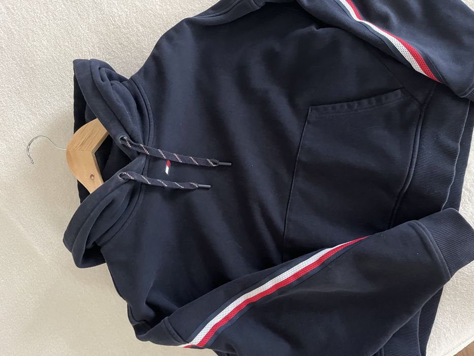 Темно синє  худі Tommy Hilfiger