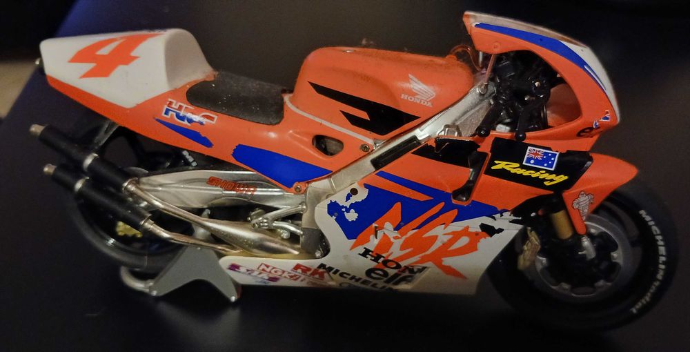Motos miniatura colecção  (Moto GP)