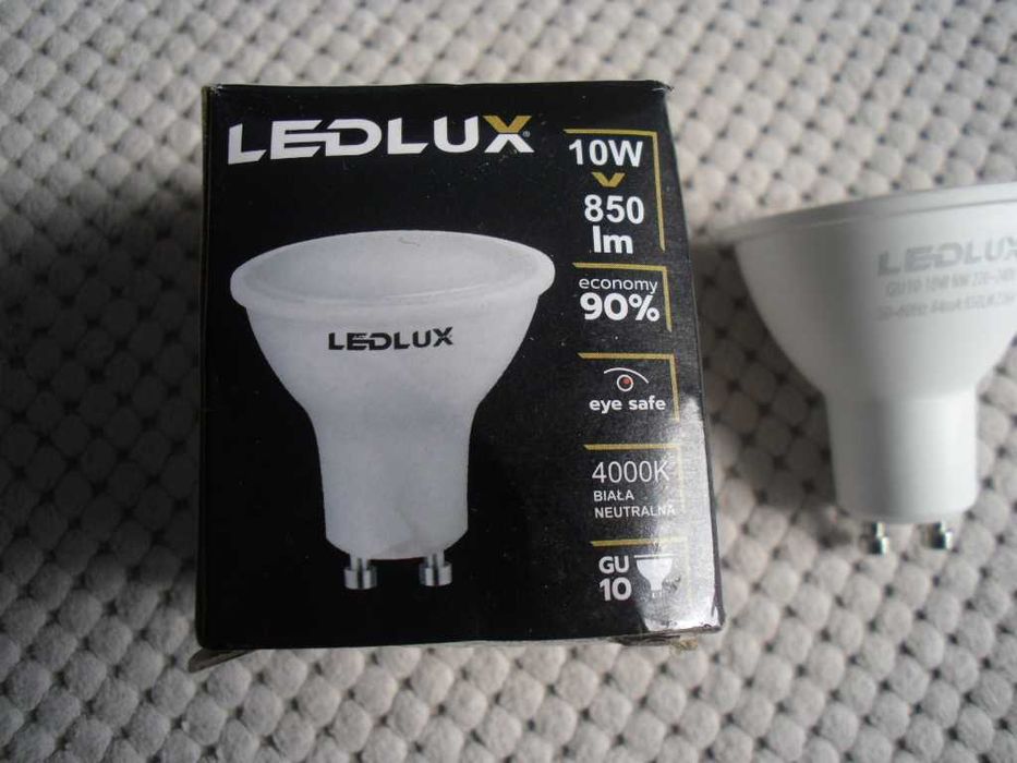 Żarówka LED GU 10 4000K