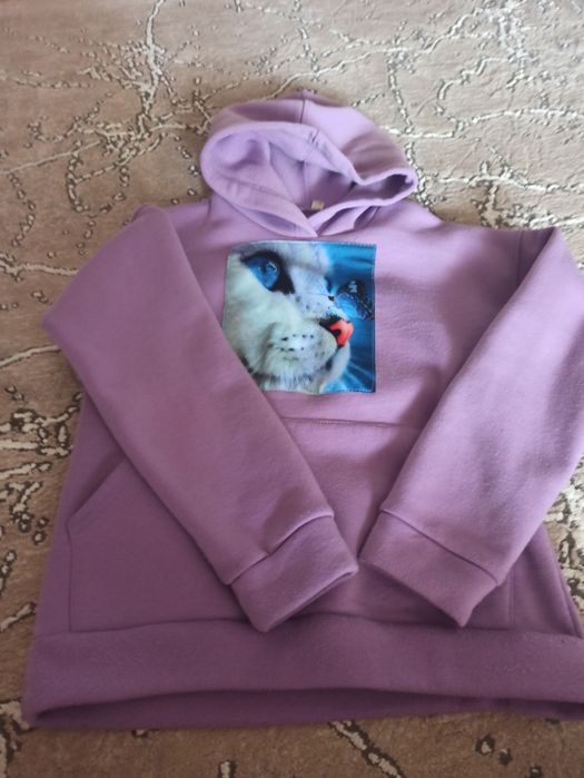 Продам великий пакет одягу для дівчинки 10-12 р, юбки, блузи,, штани