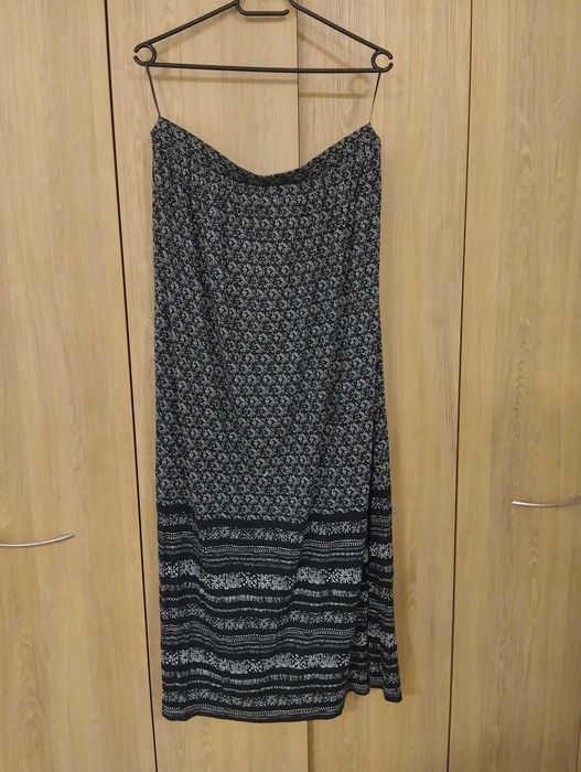 Czarna spódnica maxi