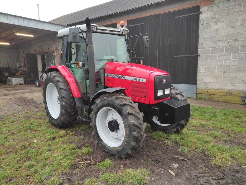 Massey Ferguson 6245