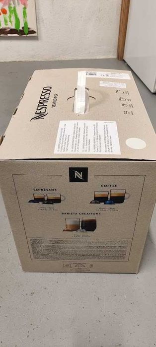 Máquina de café Nespresso Virtuo Pop NOVA