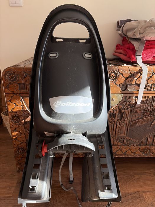 Vendo cadeira de crianca para bicicleta