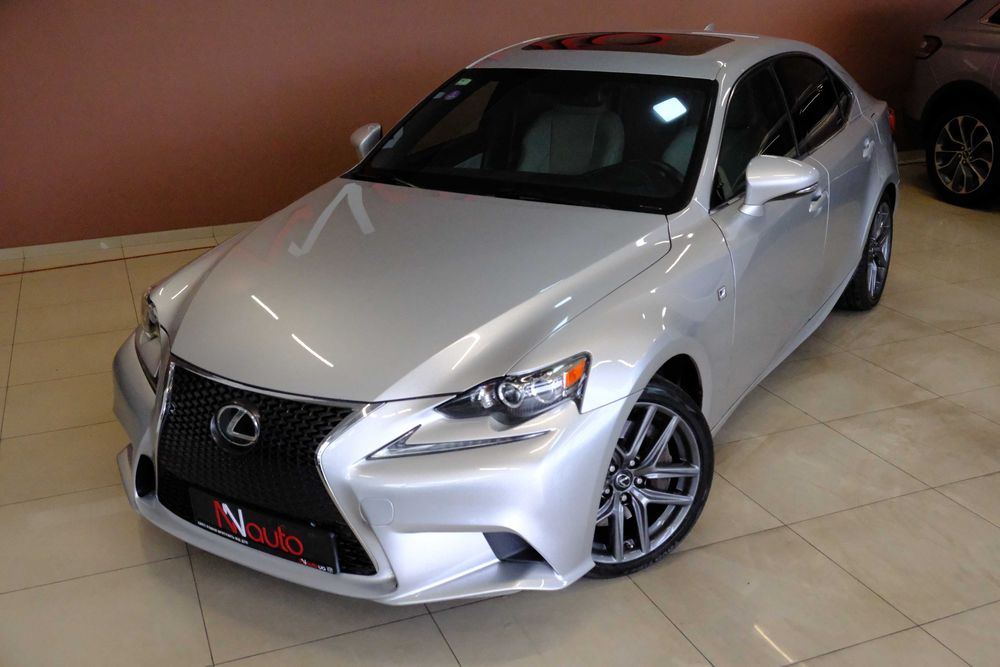 Lexus IS 2015 сірий