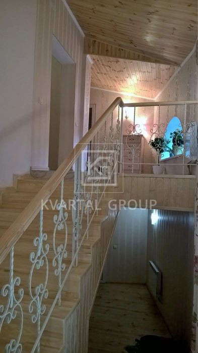 Продаж будинку з ремонтои біля лісу