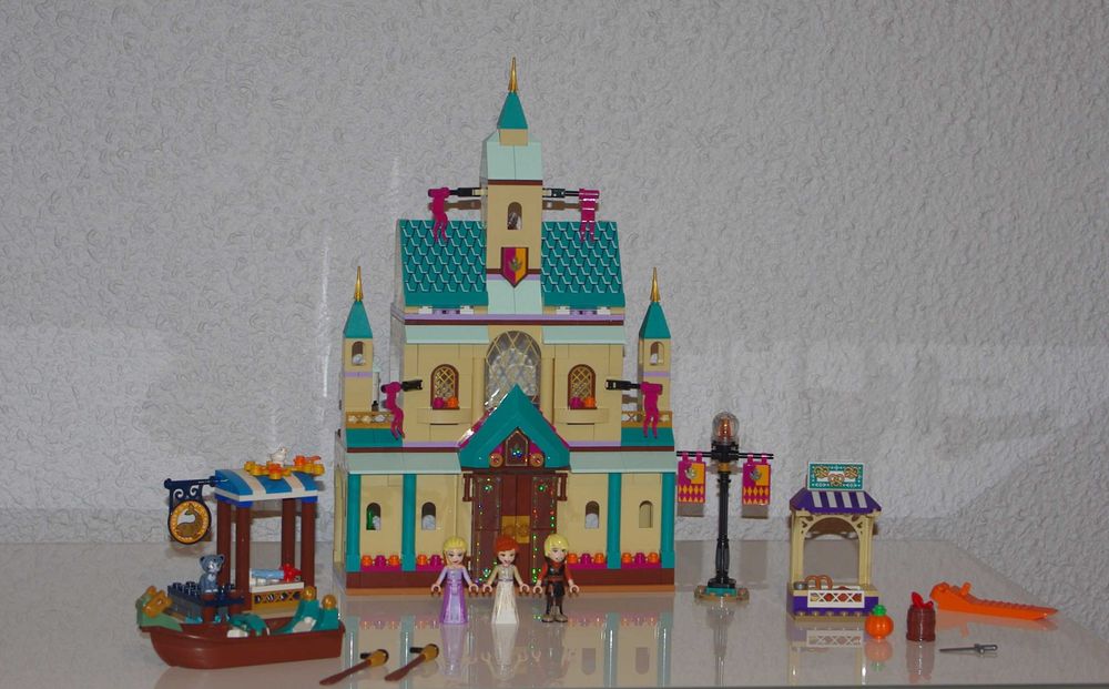 LEGO Disney freinds 41167 Zamkowa wioska w Arendelle