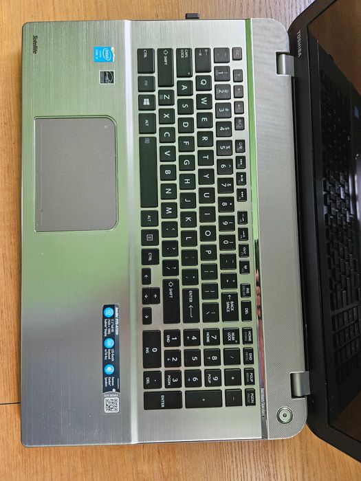 Toshiba P75  A7200