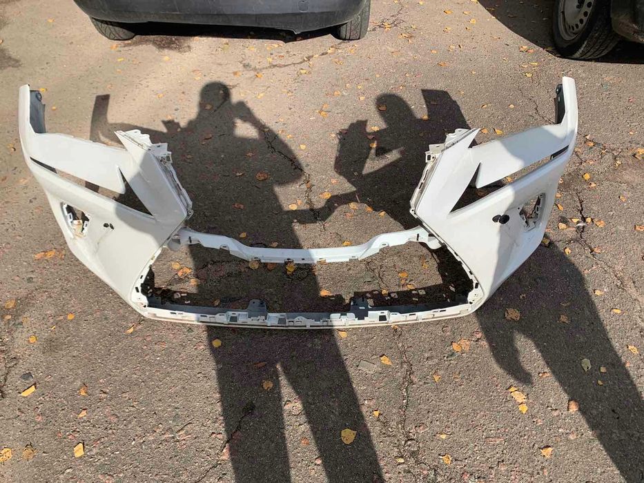 Бампер Лехус NX 300