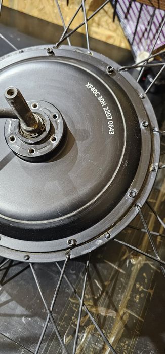 Sprzedam zestaw do konwersji roweru 48v MXUS XF40C 30h 1500W + bateria i ładowarka