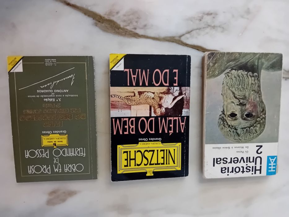 Conjunto de 3 Livros Diversos