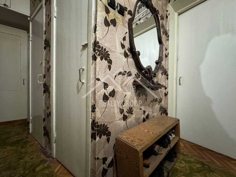 Продається затишна 2-кімнатна квартира в центрі міста!