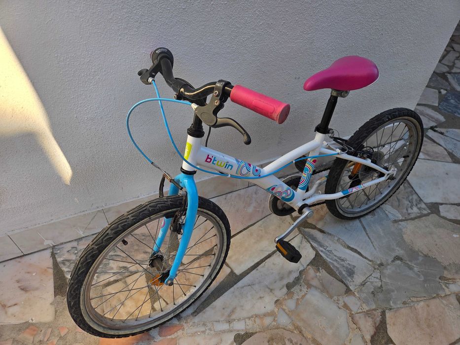 Bicicleta infantil Decathlon BTWIN de 20 polegadas