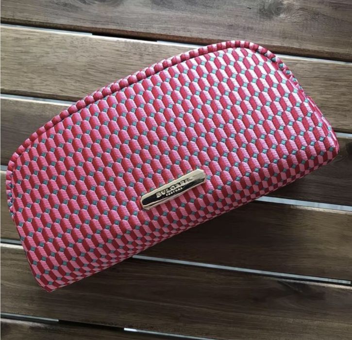 Bvlgari / Косметичка яскрава нова вмістка